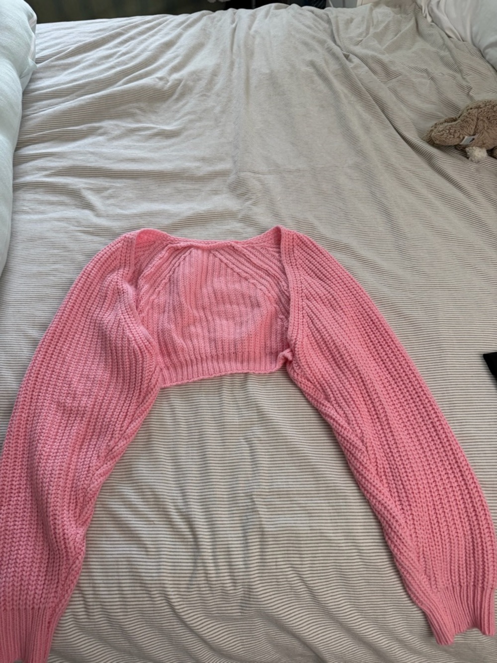 Pink knitted shrug